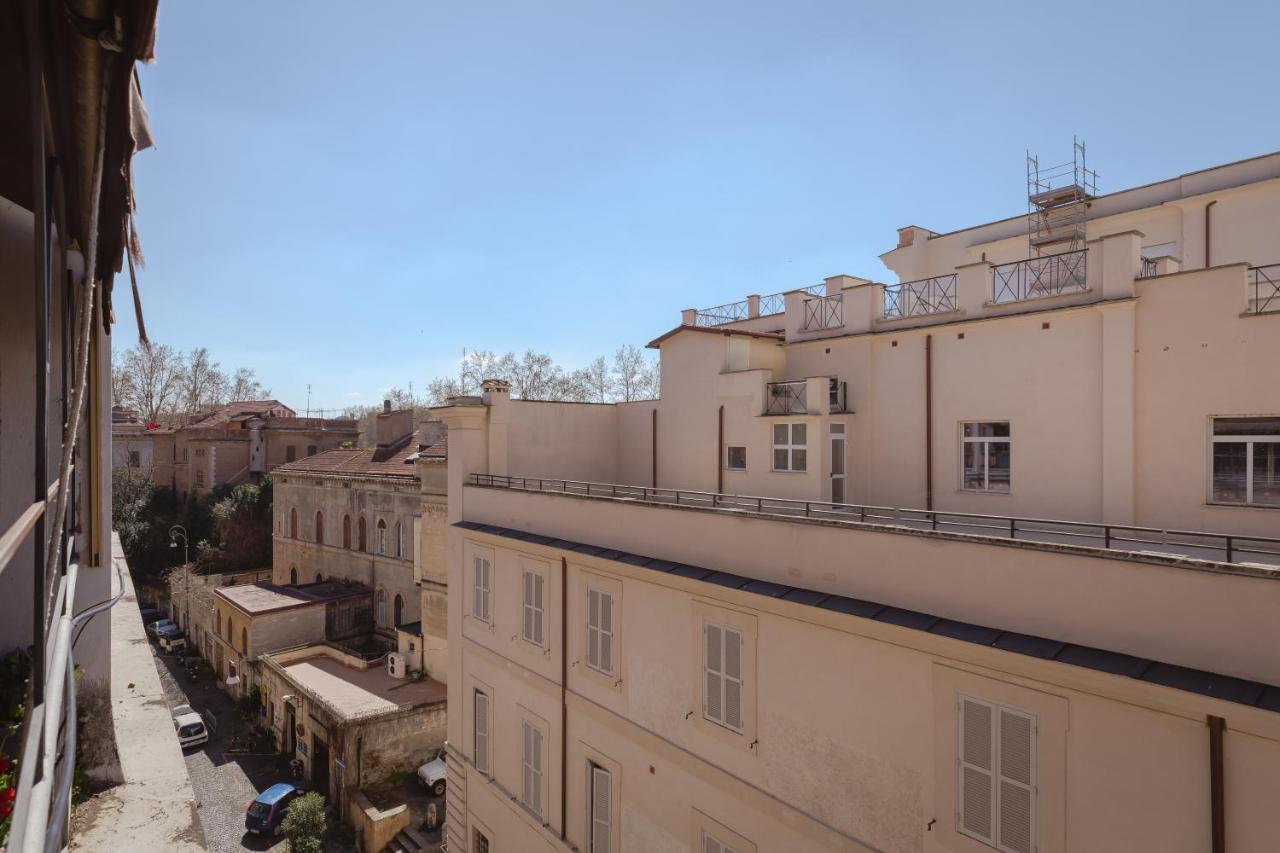 Residenza Il Giglio Hotel Rome Bagian luar foto